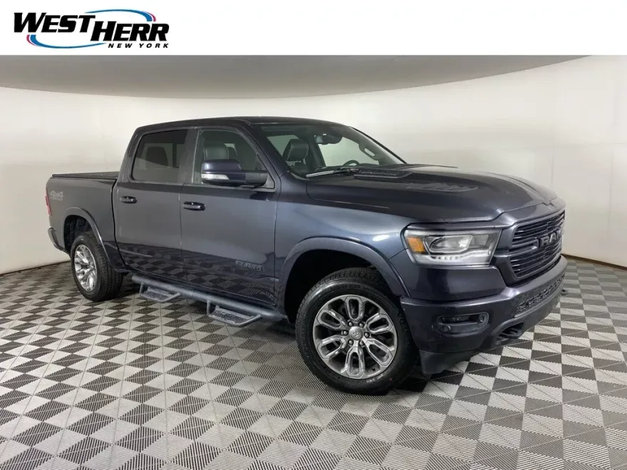 2020 Ram 1500 Laramie photo 1