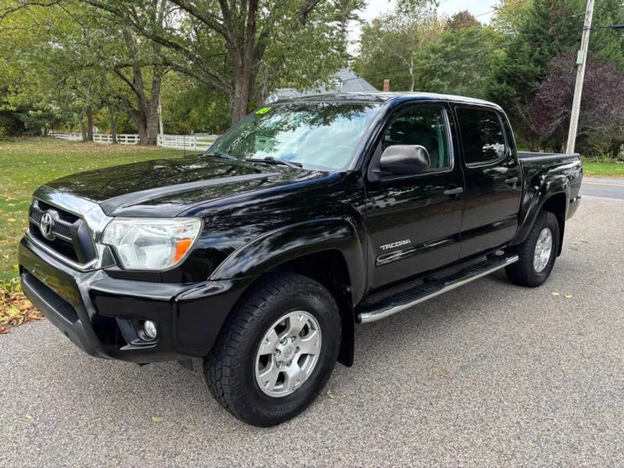 2014 Toyota Tacoma V6 photo 1