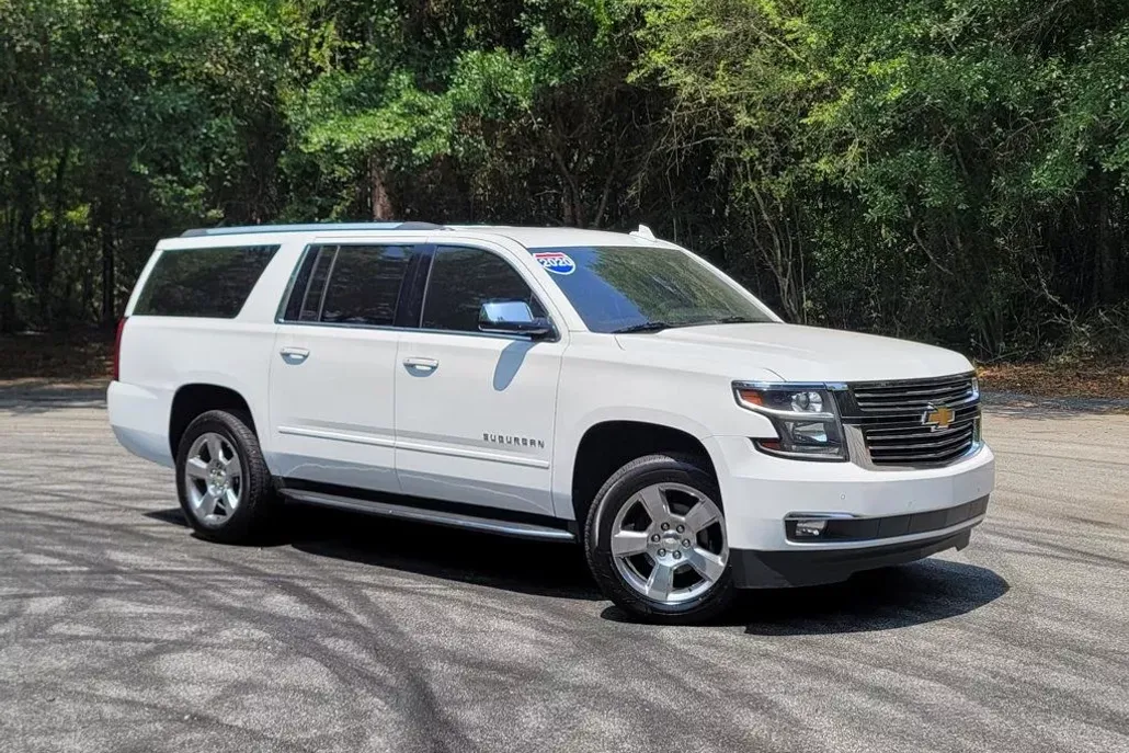 2020 Chevrolet Suburban Premier photo 1