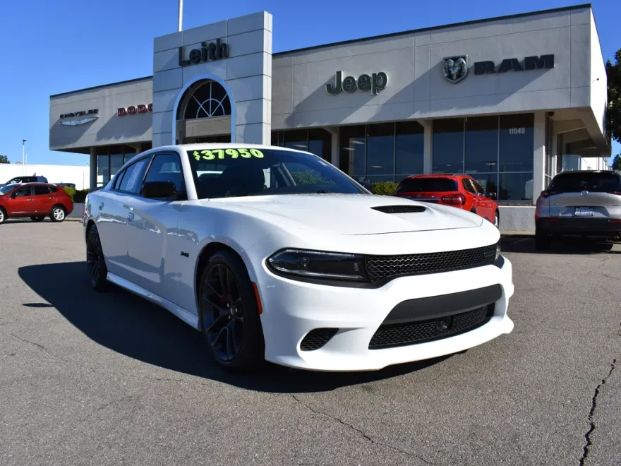 2023 Dodge Charger R/T photo 1