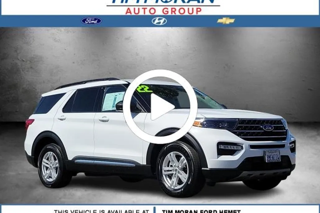 2022 Ford Explorer XLT photo 1
