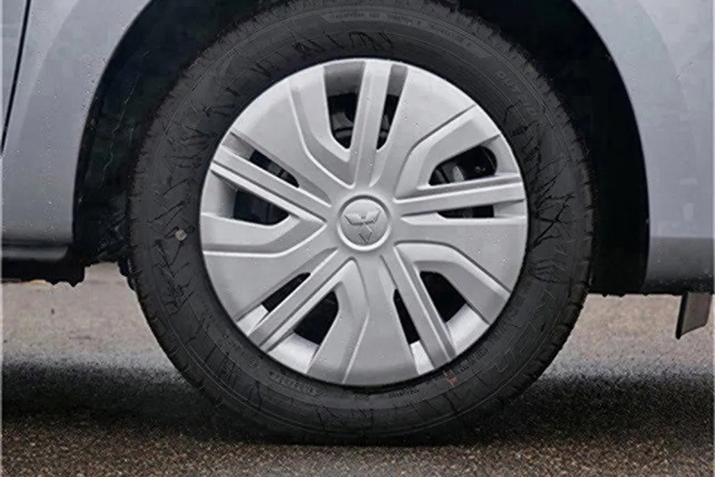 2024 Mitsubishi Mirage G4 ES photo 1