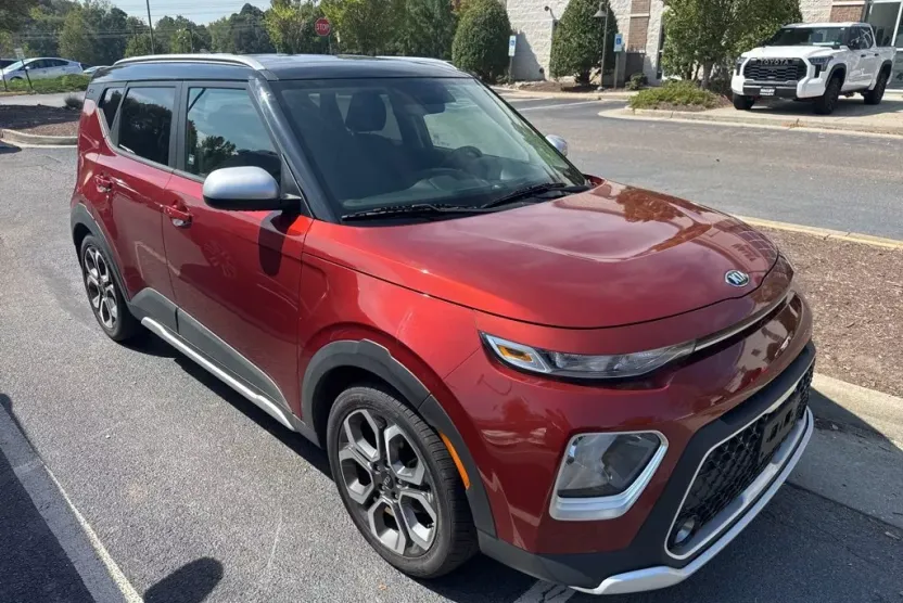 2020 Kia Soul X-Line photo 1
