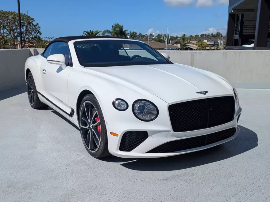 2021 Bentley Continental GT V8 photo 1