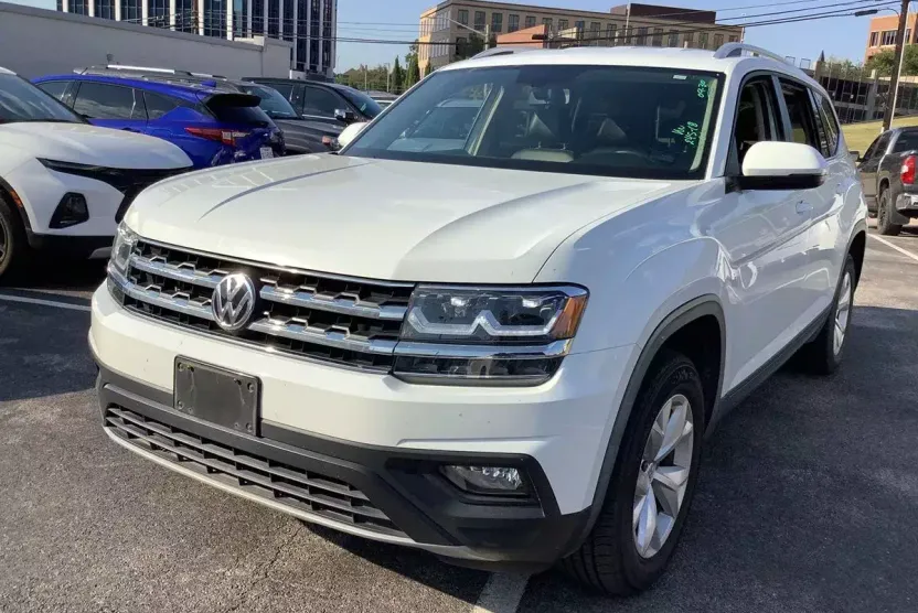 2019 Volkswagen Atlas V6 SE photo 1