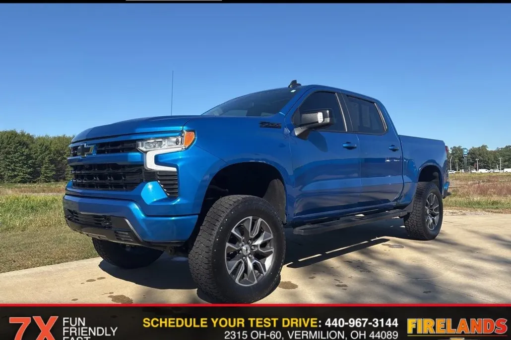 2022 Chevrolet Silverado 1500 RST photo 1