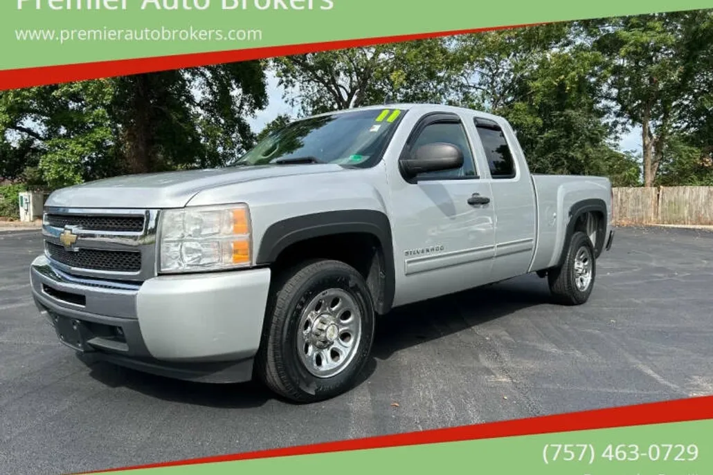 2011 Chevrolet Silverado 1500 LS photo 1