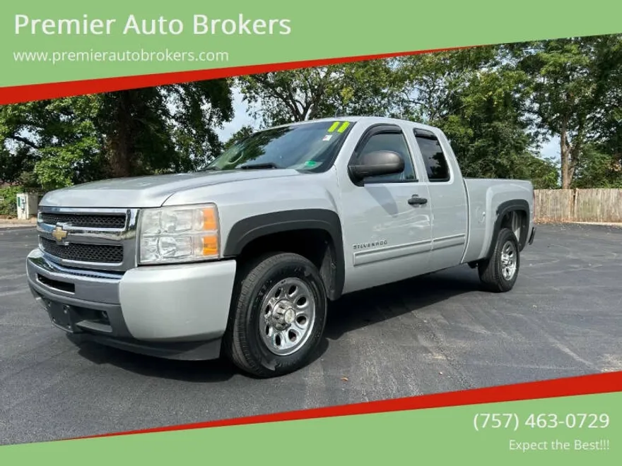 2011 Chevrolet Silverado 1500 LS photo 1