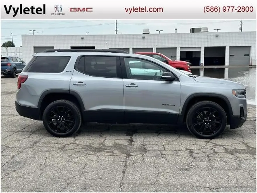 2023 Gmc Acadia SLT Elevation photo 1