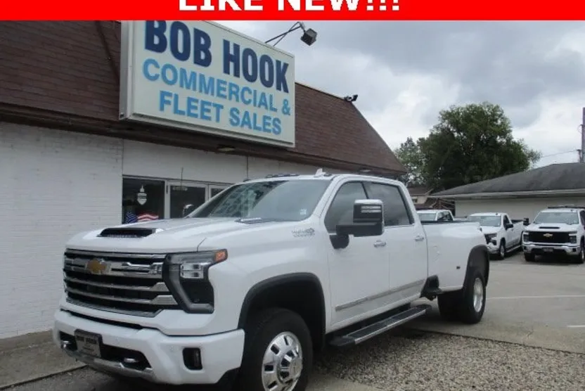 2024 Chevrolet Silverado 3500HD High Country photo 1