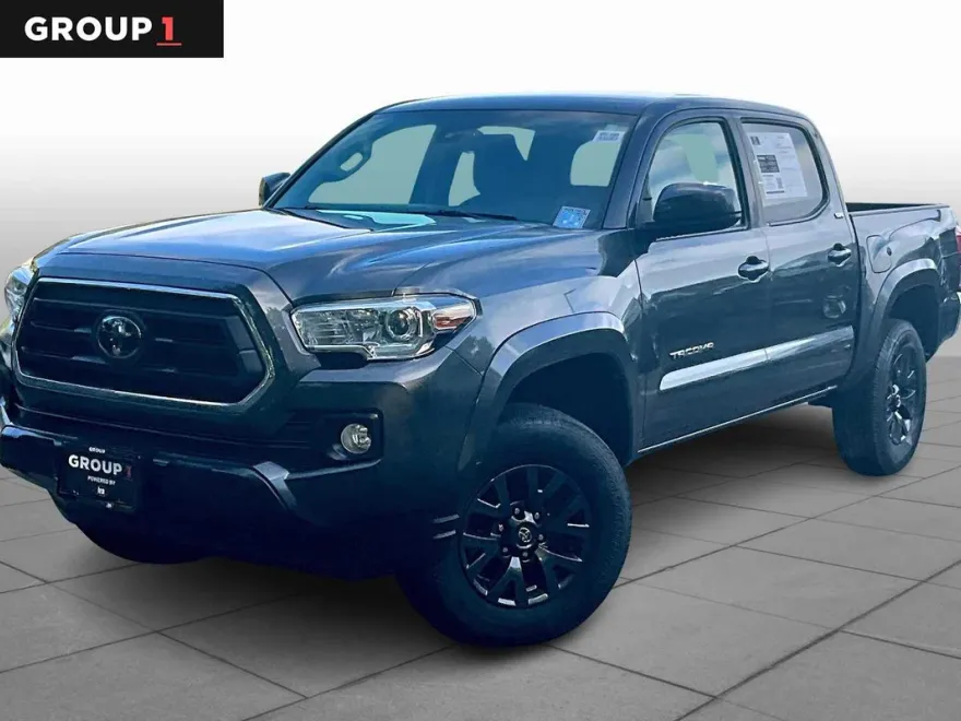 2022 Toyota Tacoma SR5 Double Cab V6 photo 1