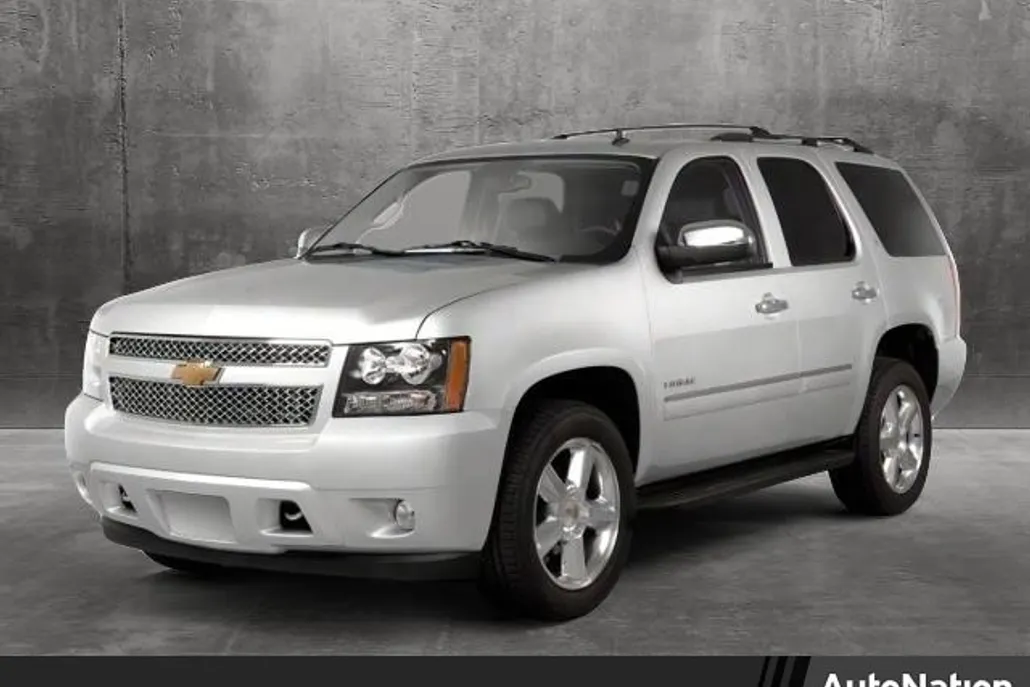 2012 Chevrolet Tahoe LT photo 1