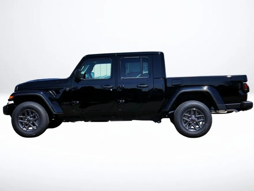 2025 Jeep Gladiator Sport S photo 1