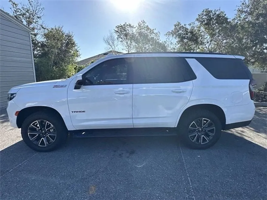 2021 Chevrolet Tahoe Z71 photo 1