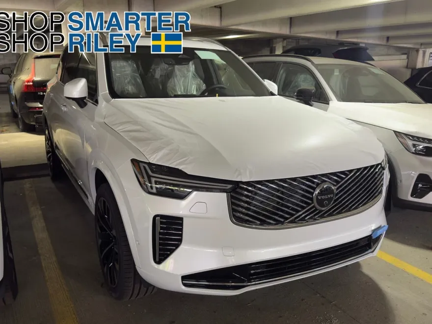 2026 Volvo XC90 Plus photo 1