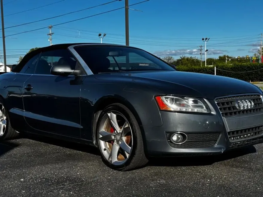 2010 Audi A5 Premium Plus photo 1