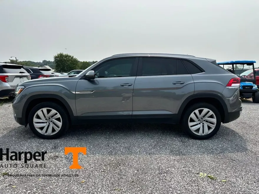 2023 Volkswagen Atlas Cross Sport V6 SE Technology photo 1