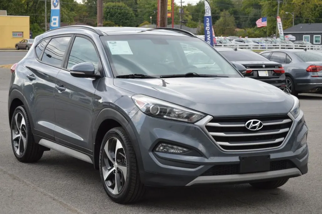 2018 Hyundai Tucson Plus Eco Sport Value Base Ultimate photo 1