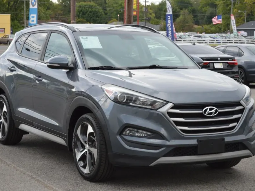 2018 Hyundai Tucson Plus Eco Sport Value Base Ultimate photo 1