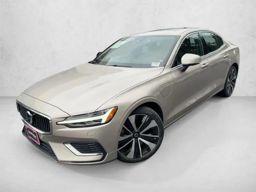 2023 Volvo S60 Recharge Ultimate photo 1