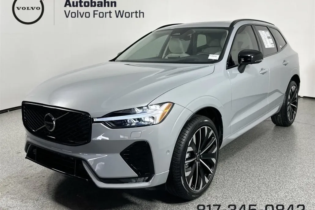 2026 Volvo XC60 B5 photo 1