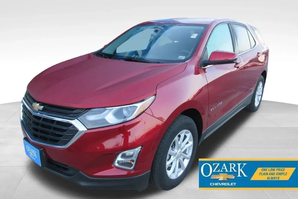 2019 Chevrolet Equinox LT photo 1
