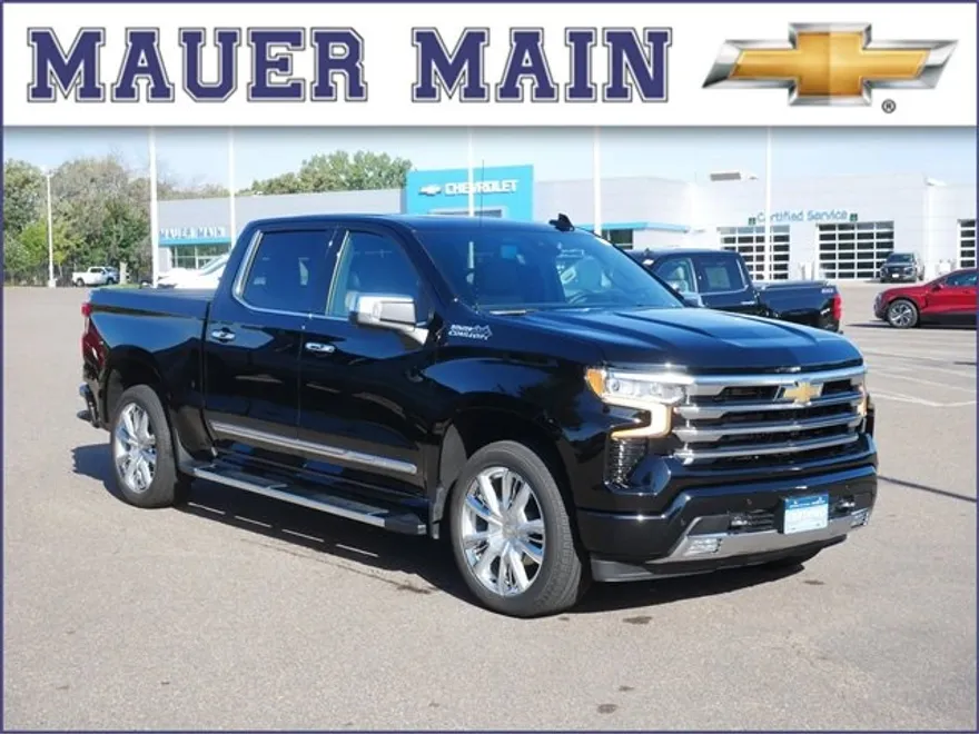 2025 Chevrolet Silverado 1500 High Country photo 1