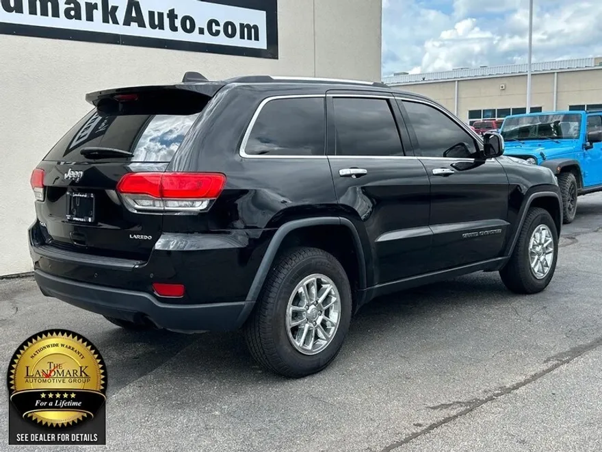 2018 Jeep Grand Cherokee Laredo E photo 1