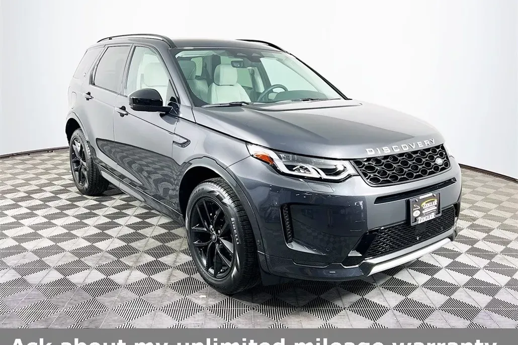 2024 Land Rover Discovery Sport S photo 1
