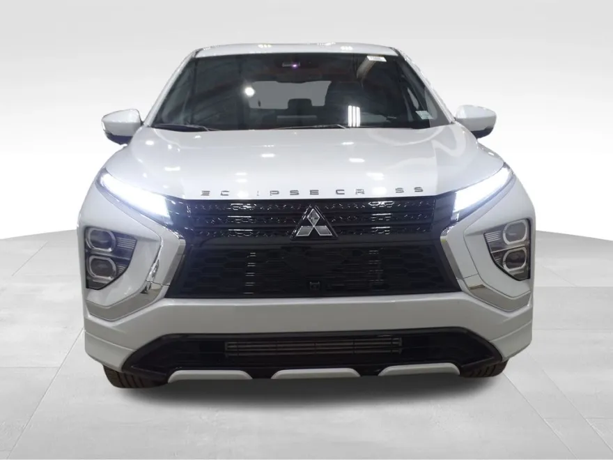 2024 Mitsubishi Eclipse Cross SEL photo 1