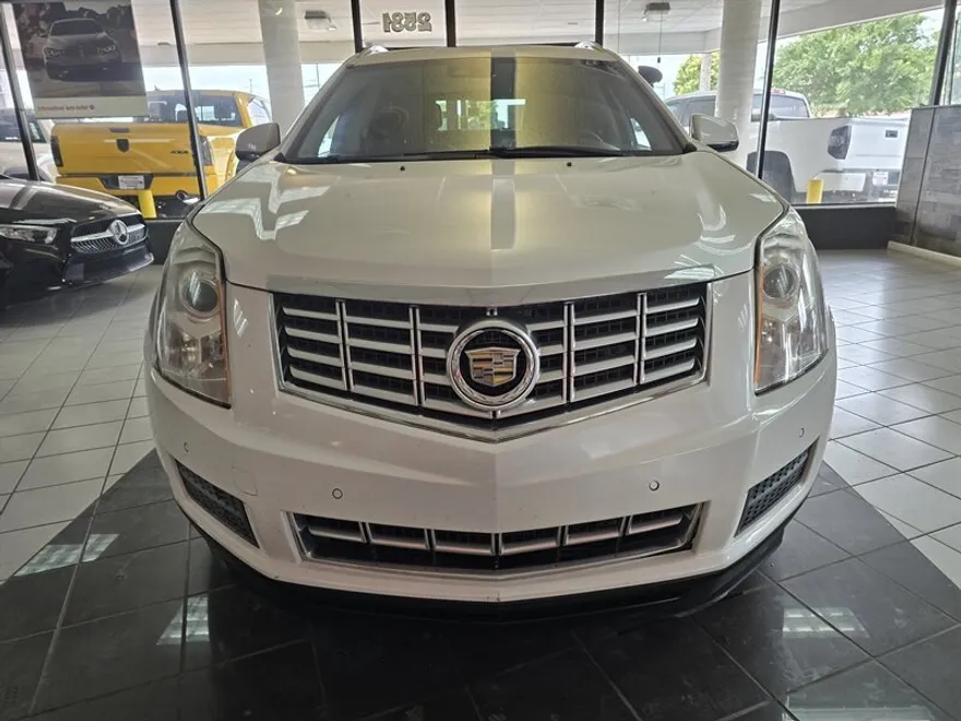 2015 Cadillac SRX Luxury photo 1