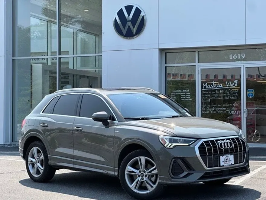 2022 Audi Q3 Premium Plus S line photo 1