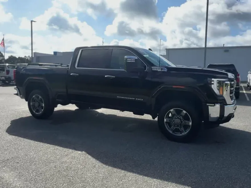 2025 Gmc Sierra 2500 SLT photo 1