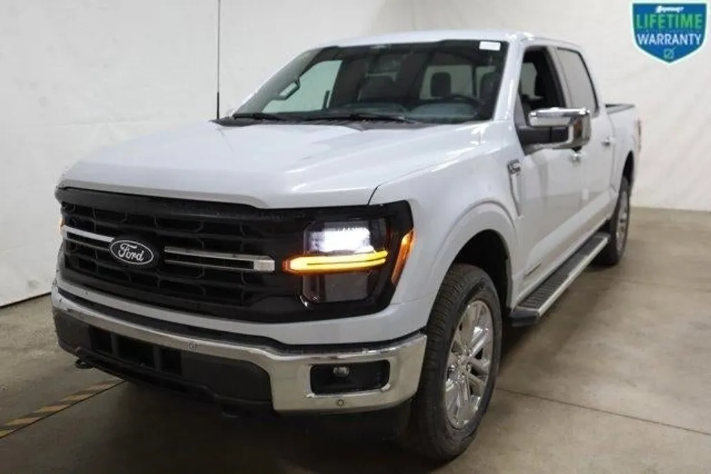 2025 Ford F-150 XLT photo 1