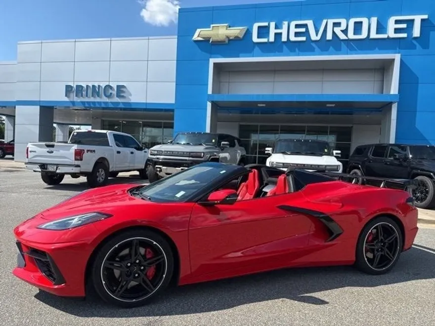 2022 Chevrolet Corvette Stingray 2LT photo 1