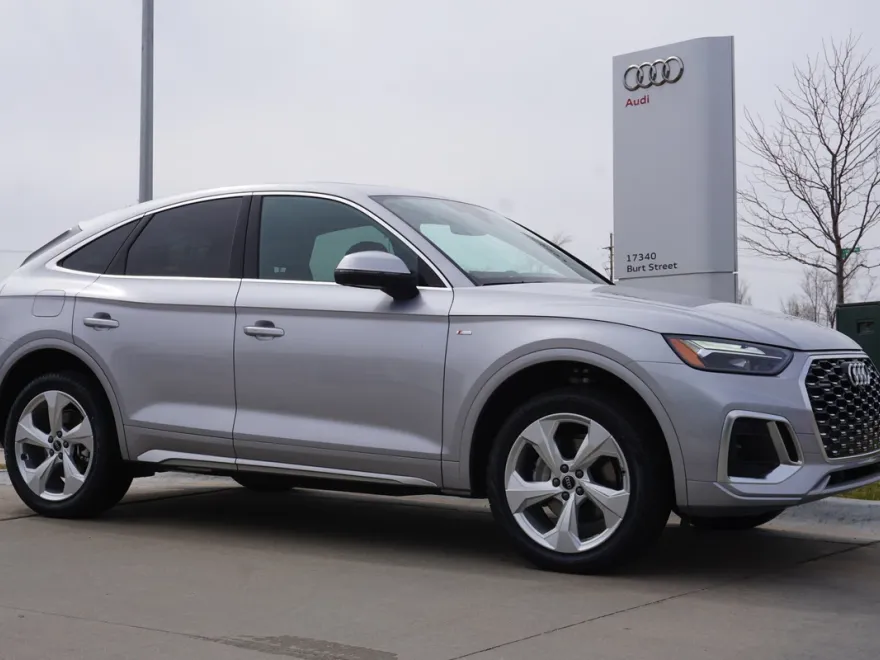 2025 Audi Q5 Sportback S line Premium Plus photo 1