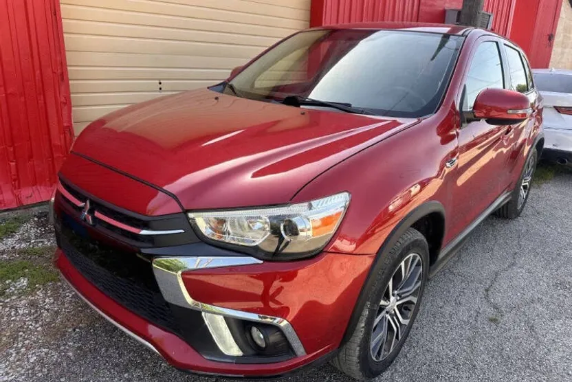 2019 Mitsubishi Outlander Sport SE photo 1