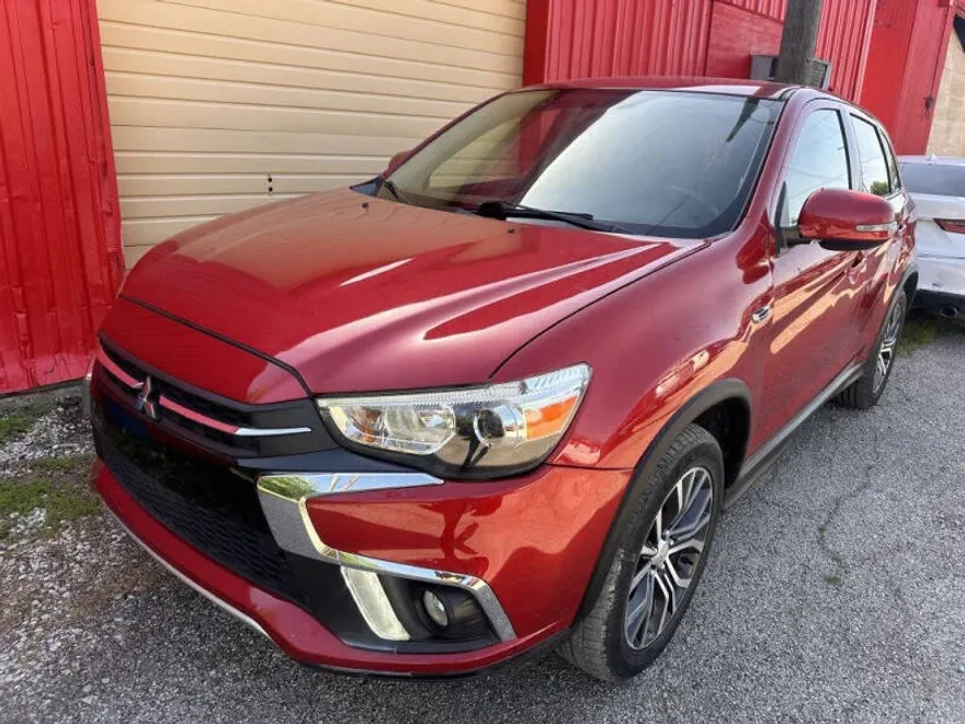 2019 Mitsubishi Outlander Sport SE photo 1