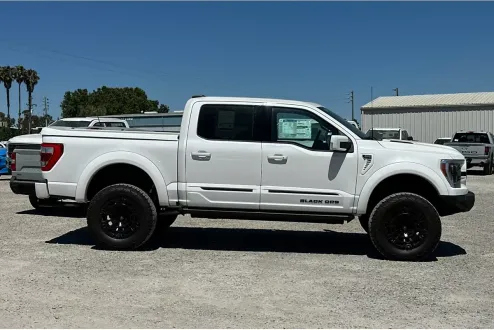 2023 Ford F-150 Lariat photo 3