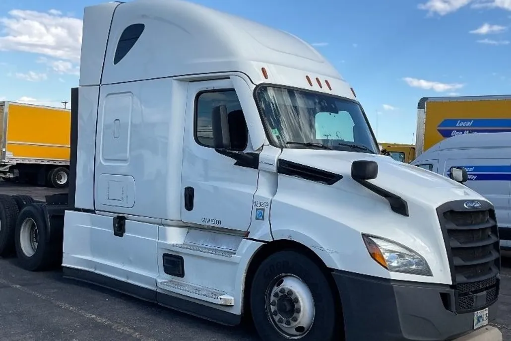 2021 Freightliner Cascadia 126" Sleeper Cab photo 1