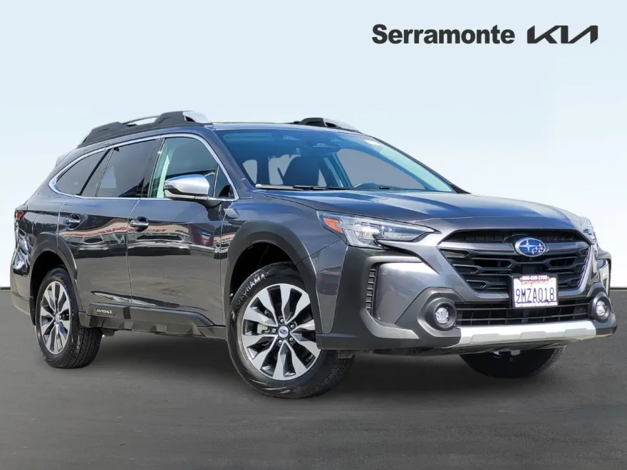 2024 Subaru Outback Touring photo 1