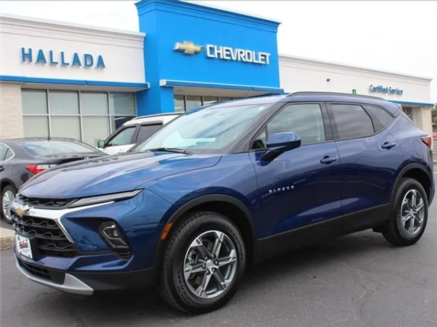 2023 Chevrolet Blazer 2LT photo 1