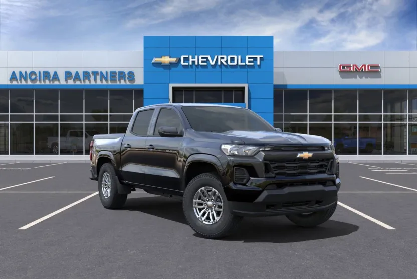 2025 Chevrolet Colorado Work Truck LT photo 1