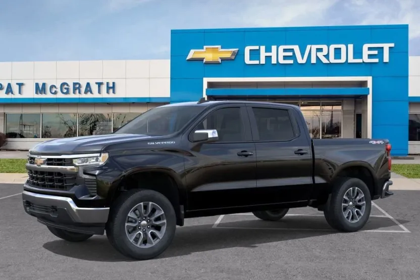 2026 Chevrolet Silverado 1500 LT photo 1