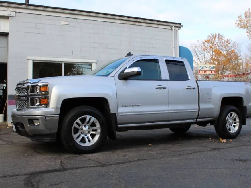 2015 Chevrolet Silverado 1500 LT Z71 photo 1