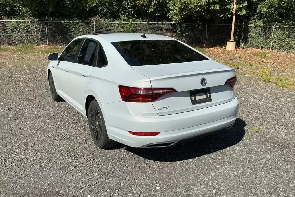 2019 Volkswagen Jetta SEL Premium photo 1