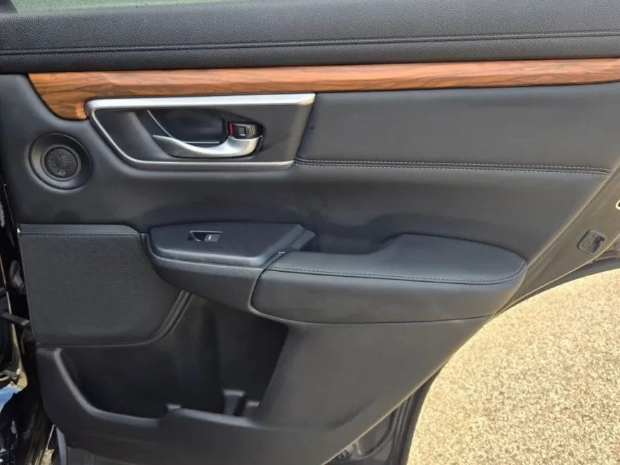 2022 Honda CR-V Hybrid EX-L photo 10