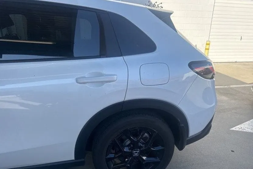2023 Honda HR-V Sport photo 1