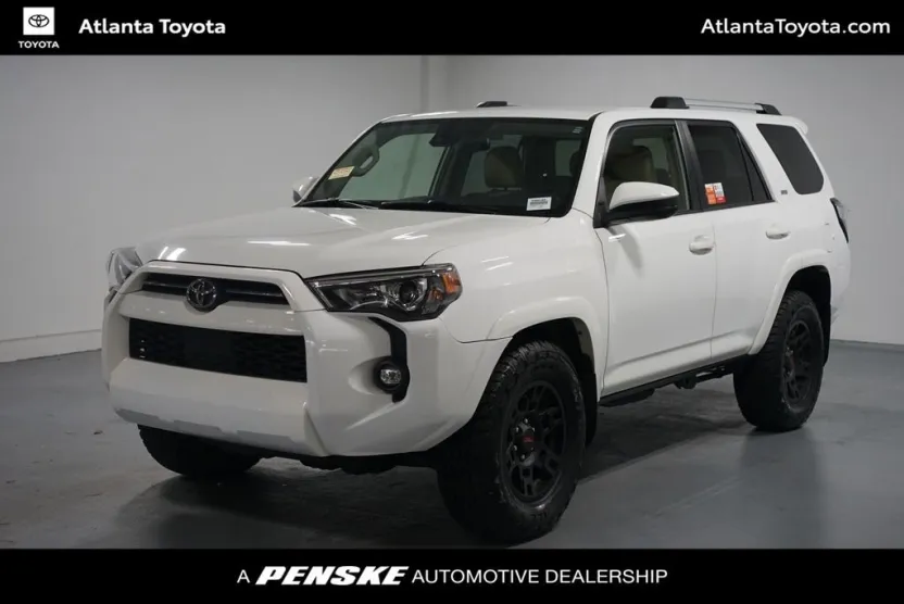 2022 Toyota 4Runner SR5 photo 1