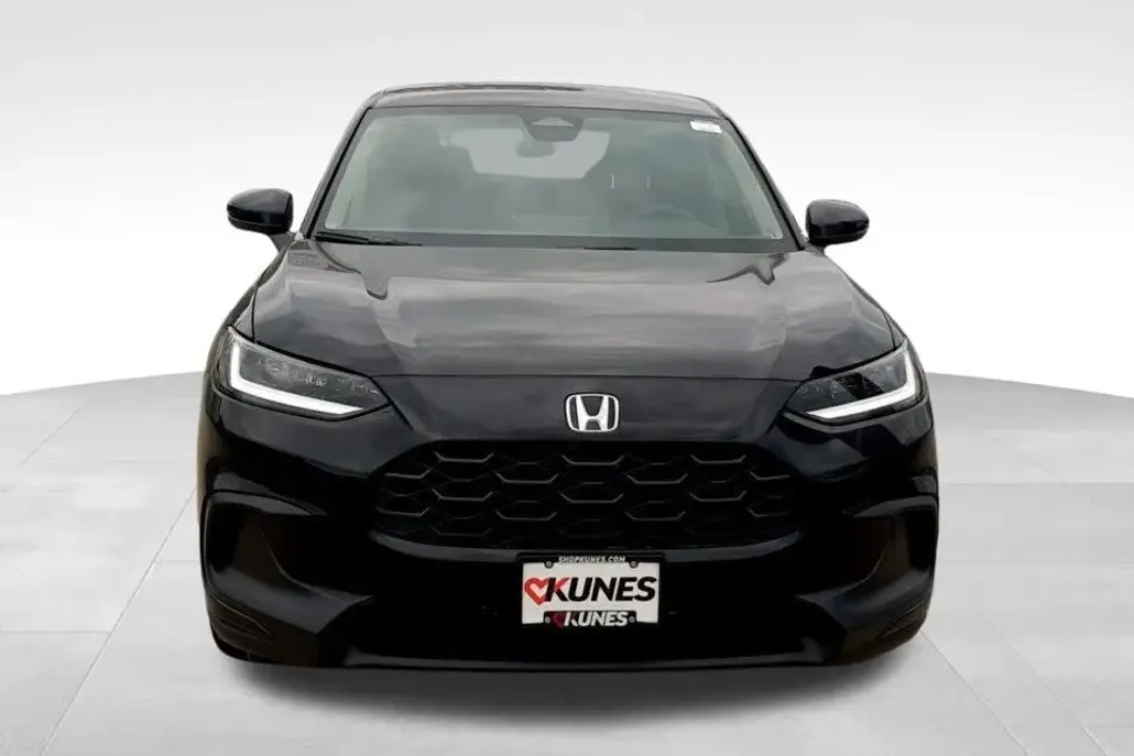 2026 Honda HR-V LX photo 1